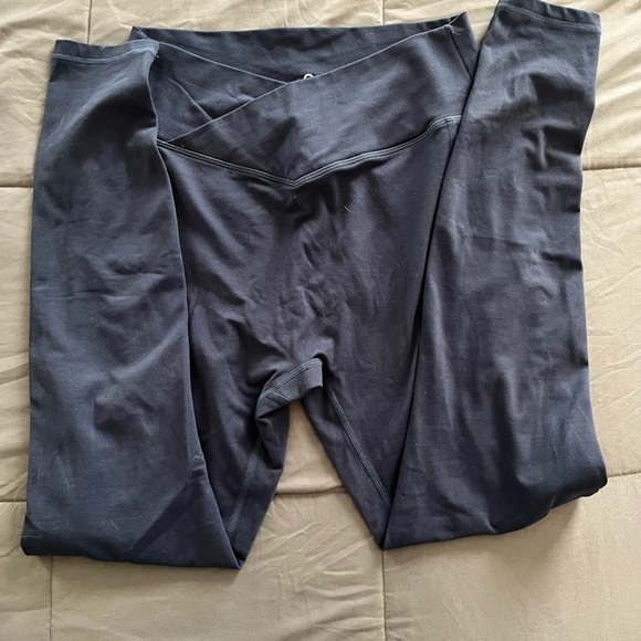 Curves and combatboots cross cross leggings - Picture 1 of 1